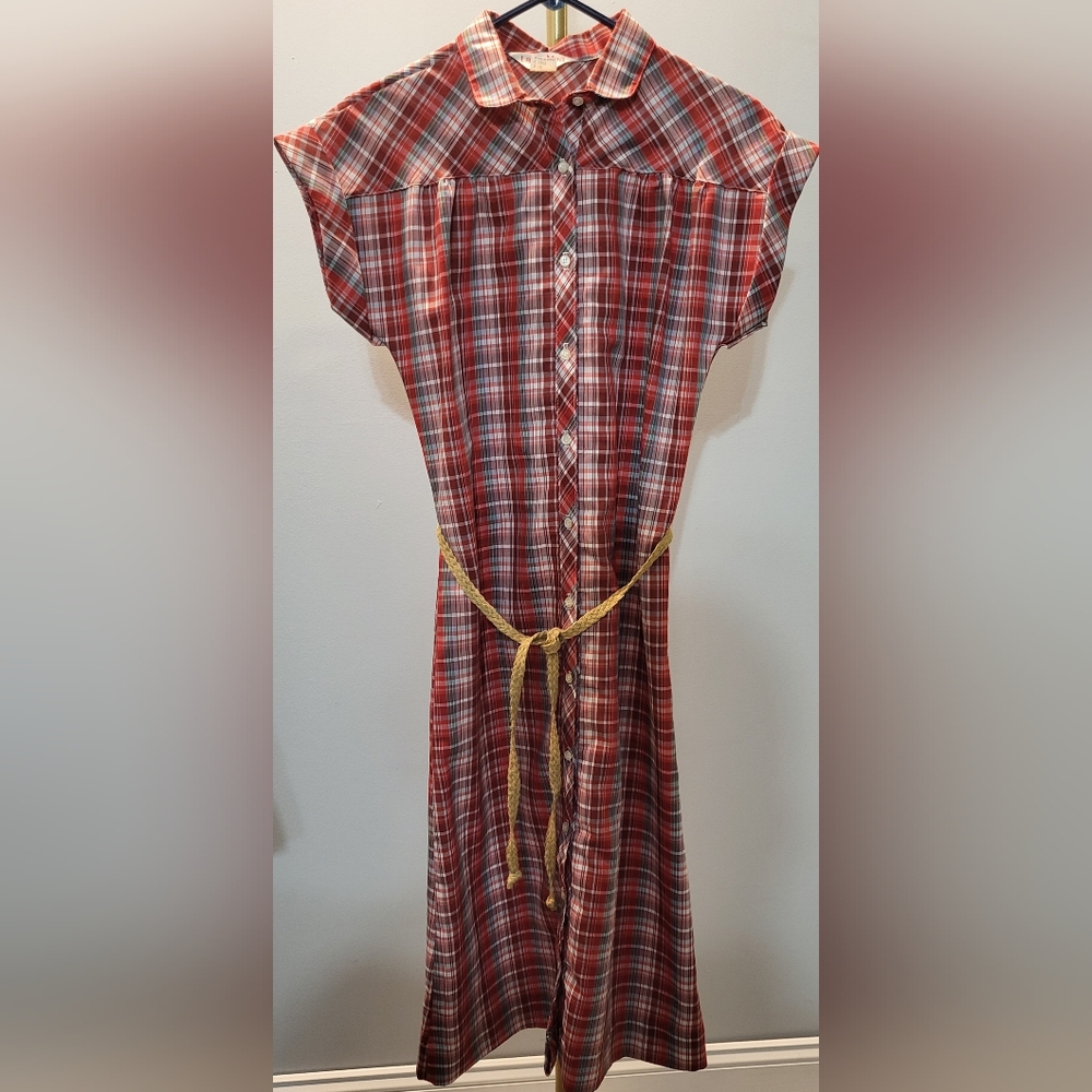 Laura Mae VINTAGE Plaid Button Down Dress with braided belt Size 12